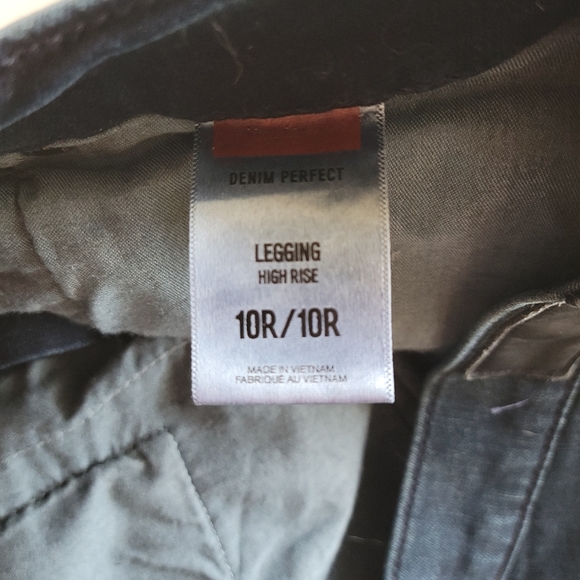 Express demin high Rise Legging Jean - Picture 4 of 5